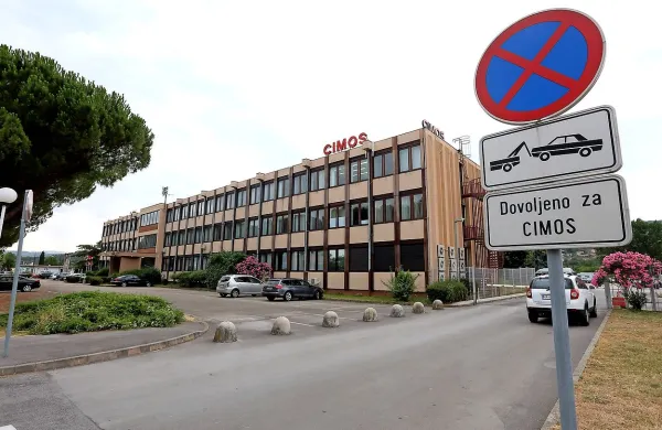 Pogajanja med Cimosovo upravo in predstavniki delavcev se bodo 
nadaljevala 3. julija. 