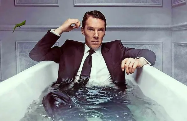 Benedict Cumberbatch tokrat blesti v vlogi travmatiziranega 
odvisnika od drog in alkohola.