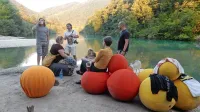 Sajeta povezuje kreativnost in sproščenost.