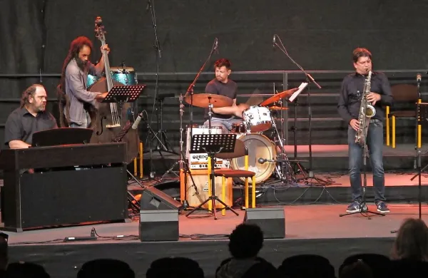 Just Friends Quartet