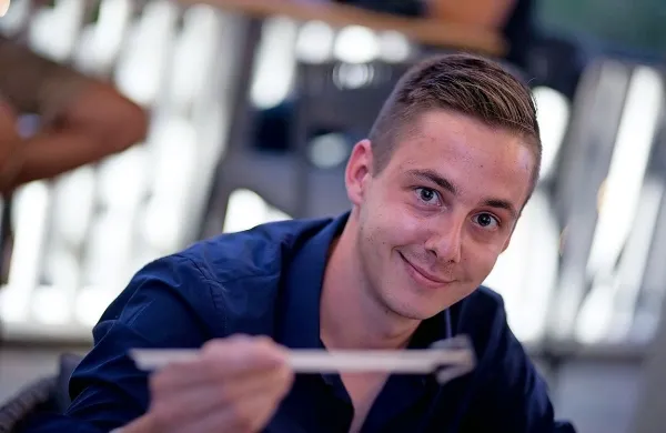 Zmagovalec MasterChefa Jaka Mankoč je bil tokrat v vlogi 
preizkuševalca.