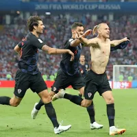 Domagoj Vida (brez dresa) je te dni najbolj izpostavljen hrvaški 
reprezentant. Proti Rusom je v četrtfinalu dosegel dva zadetka ( v 
podaljšku in pri izvajanju 11-metrovk), zaradi video posnetka v 
podpori Ukrajini pa je po opominu zdaj tudi v preiskavi Fife.