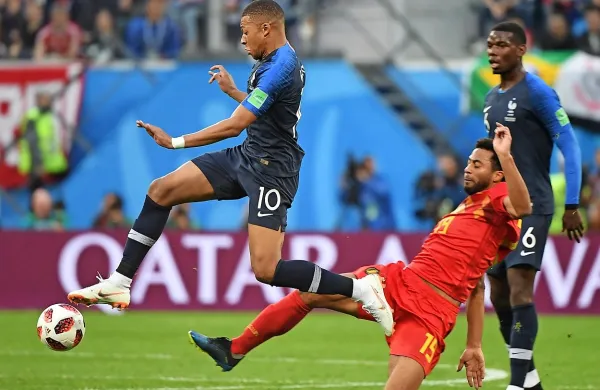 Francozi so z rezultatom  1:0 odpravili Belgijce.