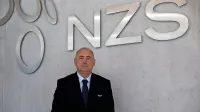 Če imaš  ta privilegij, da delaš v športu, v katerem si že vse življenje in ga imaš rad, potem tudi zares ni nič težko, pravi 
Radenko MIjatović, predsednik  Nogometne zveze Slovenije.