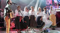Leta 2014  so na Melodijah morja in sonca slavili Rudi Bučar in 
Frčafele s skladbo Sen znala jes.