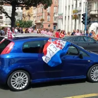 Hrvaško in Francijo prežema navijaška vročica