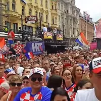Danes je bila v Zagrebu nogometna evforija na vrhuncu.