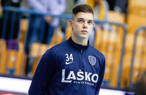 Domen Makuc