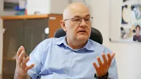   Njegova največja sreča, pravi Gvido Bratina, je, da je obkrožen s 
sposobnimi in ambicioznimi mladimi znanstveniki. 