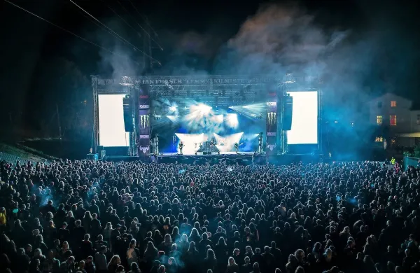 Tudi letos je Metaldays razprodan. Pričakujejo  12.000 gostov z vsega sveta.