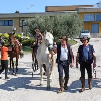Prijezdili in darovali kri