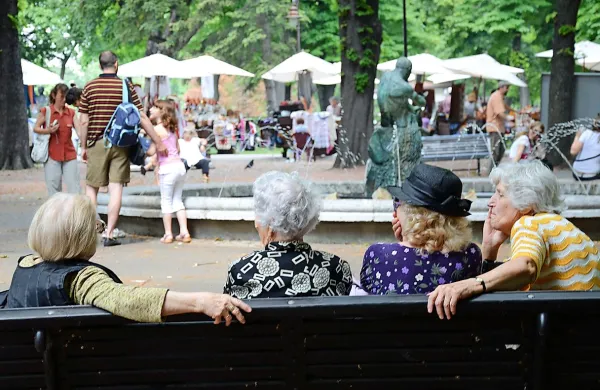 Najvišji dodatek bodo dobili tisti, katerih pokojnina ni višja od 450 
evrov, najnižjega pa tisti s pokojnino nad 780 evrov.