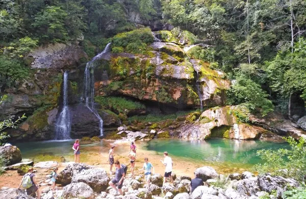 Slap Virje na Bovškem nudi v teh vročih dneh pravo osvežitev. 
