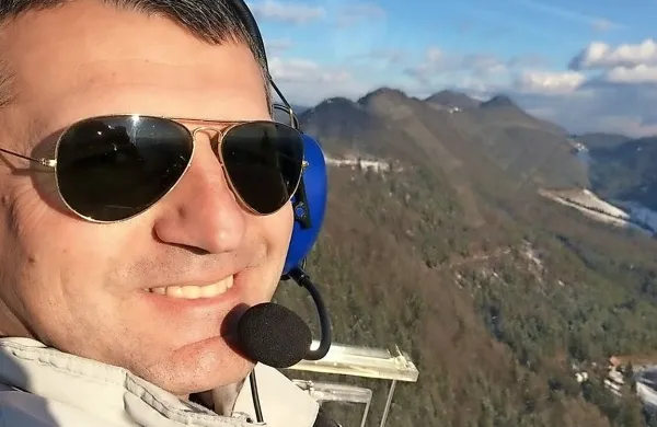 Pred leti se je Stjepan Količ, sicer tudi predsednik Aerokluba 
Posavje, podal na samostojno podjetniško pot in tako s trdim 
delom vzdrževal številčno družino. Prav zaradi tega je sedaj 
družina ob njegovem nenadnem odhodu  ostala v toliko večji stiski 
in negotovosti.