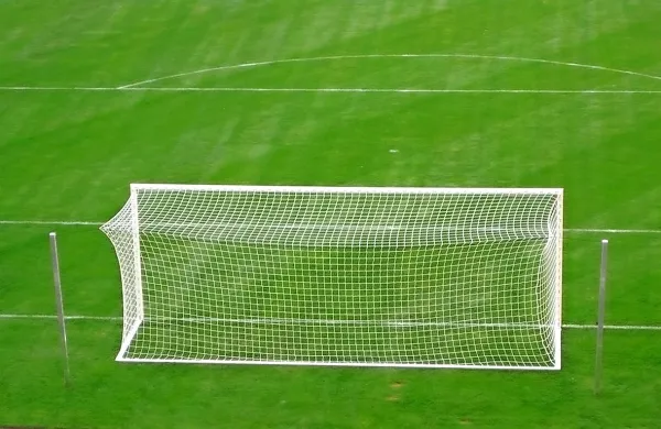 Pretežno črna primorska sobota