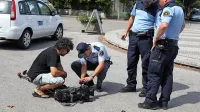 Televizijska kamera, vredna približno 35.000 evrov, je bila v 
napadu povsem uničena.