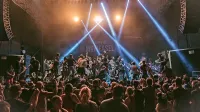 Druženje med poslušalci in bendi je pomembna vaba tolminskega 
festivala.  