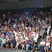 Klavirska eksplozija in iskanje obliža