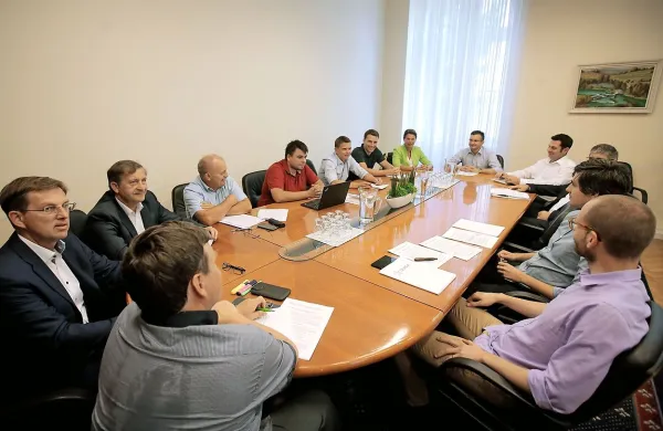 Predsednik vlade Marjan Šarec je danes zvečer na mizo dobil vsa 
imena kandidatov za ministre.