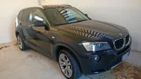 Pakistanec je v BMW-ju prevažal  šest državljanov Indije.