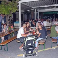 Oživela ulica: igriv prostor srečevanja domačinov