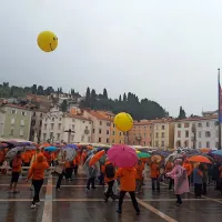 Oranžnim ni pri&scaron;el do živega niti dež