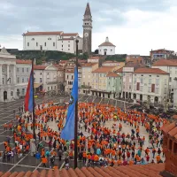 Oranžnim ni pri&scaron;el do živega niti dež