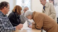 Skupinam volilk in volilcev ter strankam se bo čas za vložitev 
kandidatur iztekel 18. oktobra.