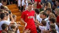 Milivoje Novaković, novi tehnični vodja strokovnega štaba A 
reprezentance, se je po lanskem slovesu od aktivnega igranja 
pojavil tudi na sobotni prireditvi v Biljah.