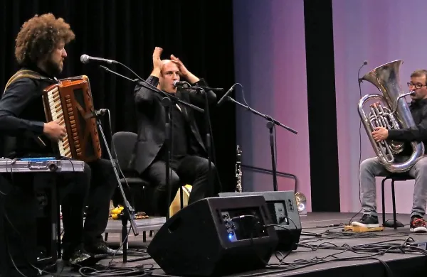 Koncertni niz bodo jutri odprli (z leve) Janez Dovč, Boštjan Gombač in Goran Krmac. 