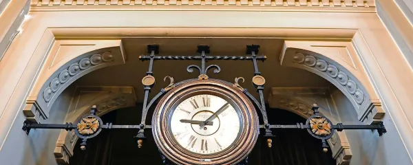 Pravica v labirintu slepe ulice