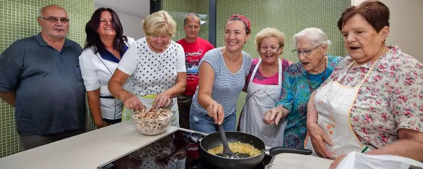 Kraj prijetnega druženja in učenja