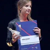 Ni več luzerka, ampak zmagovalka: Urši Menart je vesno za 
najboljši film prinesel portret generacije Ne bom več luzerka. 