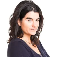 Marta Buchaca iz Katalonije se  
bo predstavila kot avtorica igre 
o družinski odtujenosti Deklice 
ne bi smele igrati nogometa.  