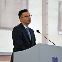 Šarec na Cerju pozval Slovence k enotnosti: “Tudi to je mir, da držimo skupaj”