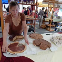 Bistriška kmetijska tržnica v znamenju jabolk in žganjekuhe