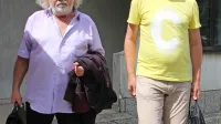 Ivica Sarić (levo odvetnik Radmilo Jecić) že maja lani ni priznal 
očitkov tožilstva, da je prodajal nedovoljene snovi v športu.