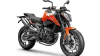 Na duku se boste počutili, kot  bi sedli na 300-kubični motor, vendar vseeno ni primeren za začetnike.

