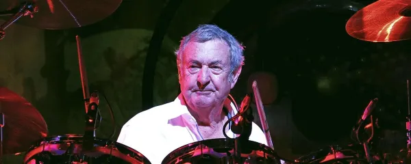 74-letni Nick Mason je na turnejo krenil po kar 24-letnem premoru.  