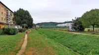 Stanovalci odločno oporekajo gradnji kolesarske in peš poti na severnem bregu Korna. Na občini mirijo in poudarjajo, da se pogovarjajo 
prav zato, da bi našli ustrezne rešitve. 