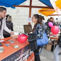 Sprejem brucev Univerze na Primorskem na koprskem Titovem 
trgu
