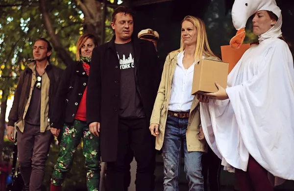 Nagradi so v Velenju prevzeli (z leve)  Ilija Ota, Renata Vidič, Luka 
Cimprič in Tjaša Hrovat. 