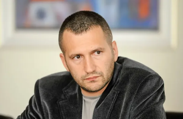 Damir Črnčec je po funkciji nasledil položaj koordinatorja skupine za 
implementacijo arbitražne sodbe.