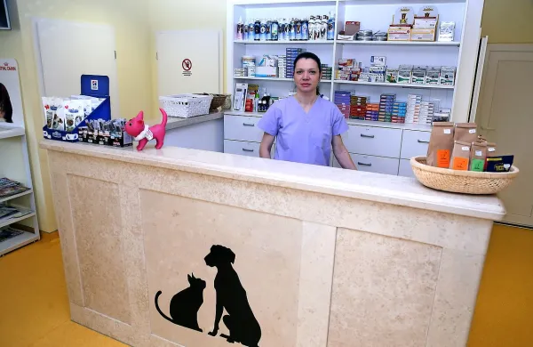 V izolskem Veterinarskem centru Lara bodo ves prihodnji teden 
(vključno s soboto) veljale 30 odstotkov nižje cene sterilizacije in 
kastracije.
