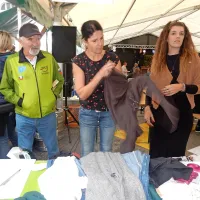 Karmen Koren (prva z desne) podpira trajnostno modo.