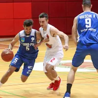 Sežana učinkovita, Plama veliko grešila