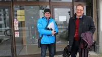 Damjan Barut (levo) je moral zaradi svojih dejanj v izolskem gasilskem društvu marca prvič na sodišče, včeraj je bil namesto njega 
tam le njegov odvetnik Oliver Kljajić (desno).