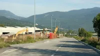V  poslovni coni V Talih že gradijo nove   proizvodne hale.  