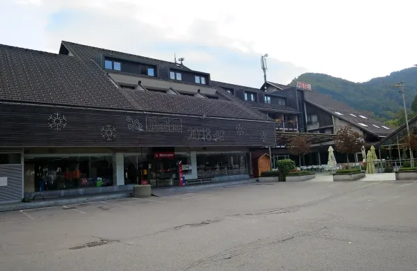 S prenovo hotela Cerkno se bo blagovnica iz njega poslovila.