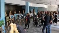 V stavbi stare banke so ljubiteljski ustvarjalci postavili razstavo in 
na ta način apelirali k ureditvi mestne galerije.
